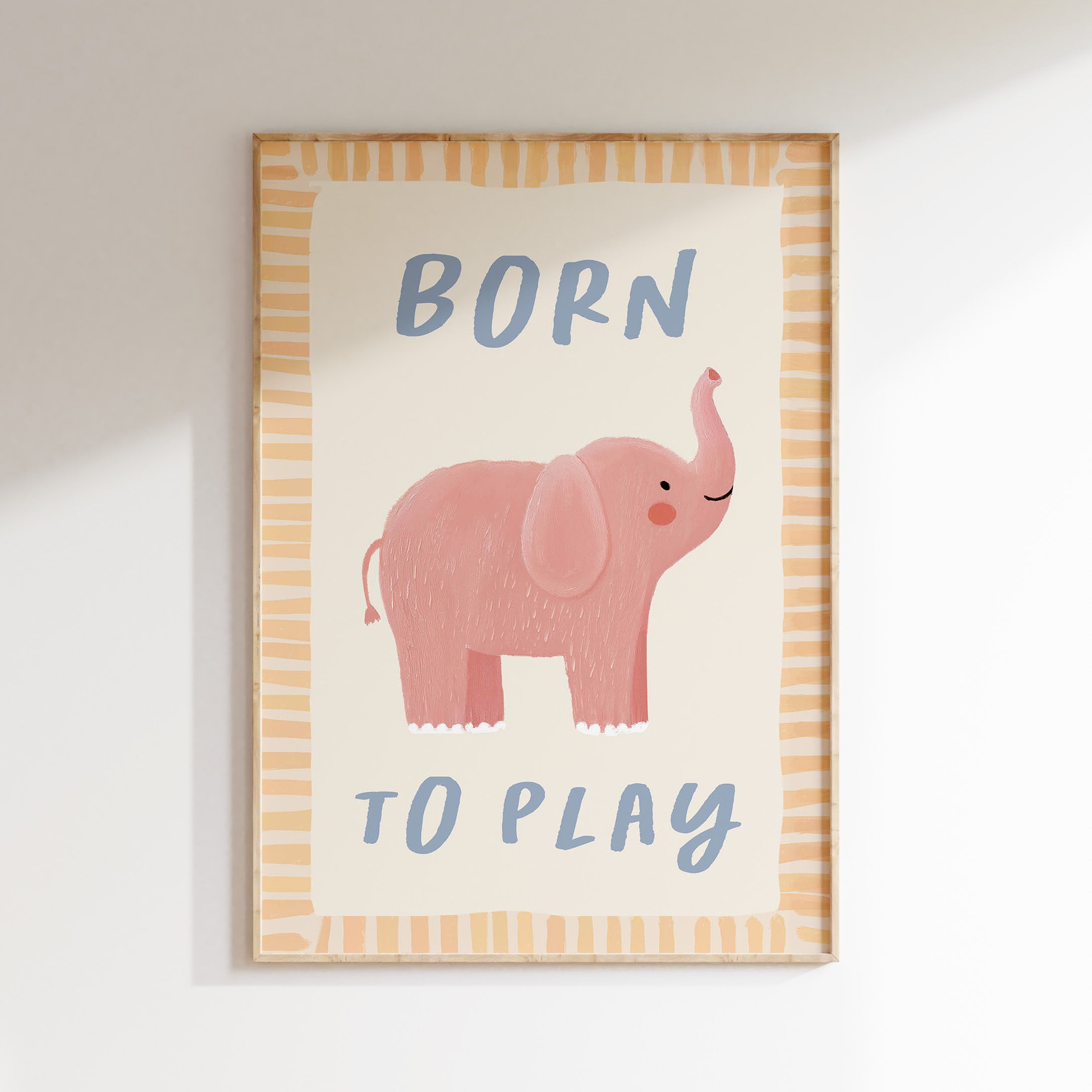 Kinderkamer print - Born to play olifant