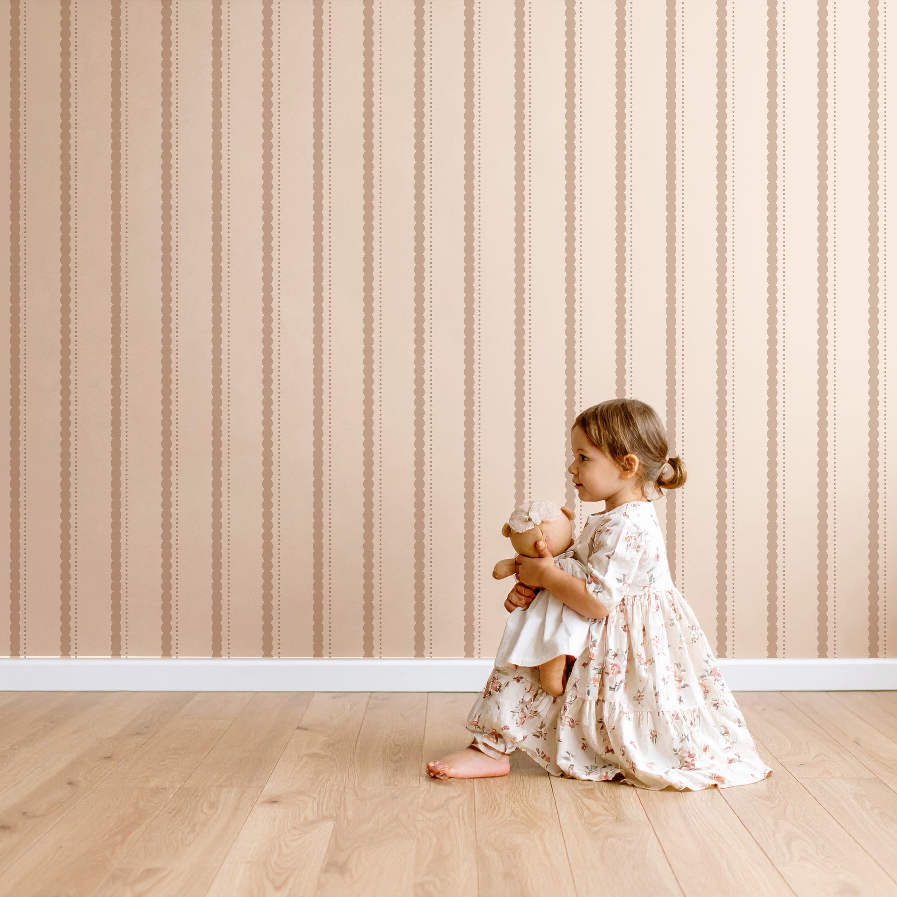 Wallpaper Wavy Stripes - olive green