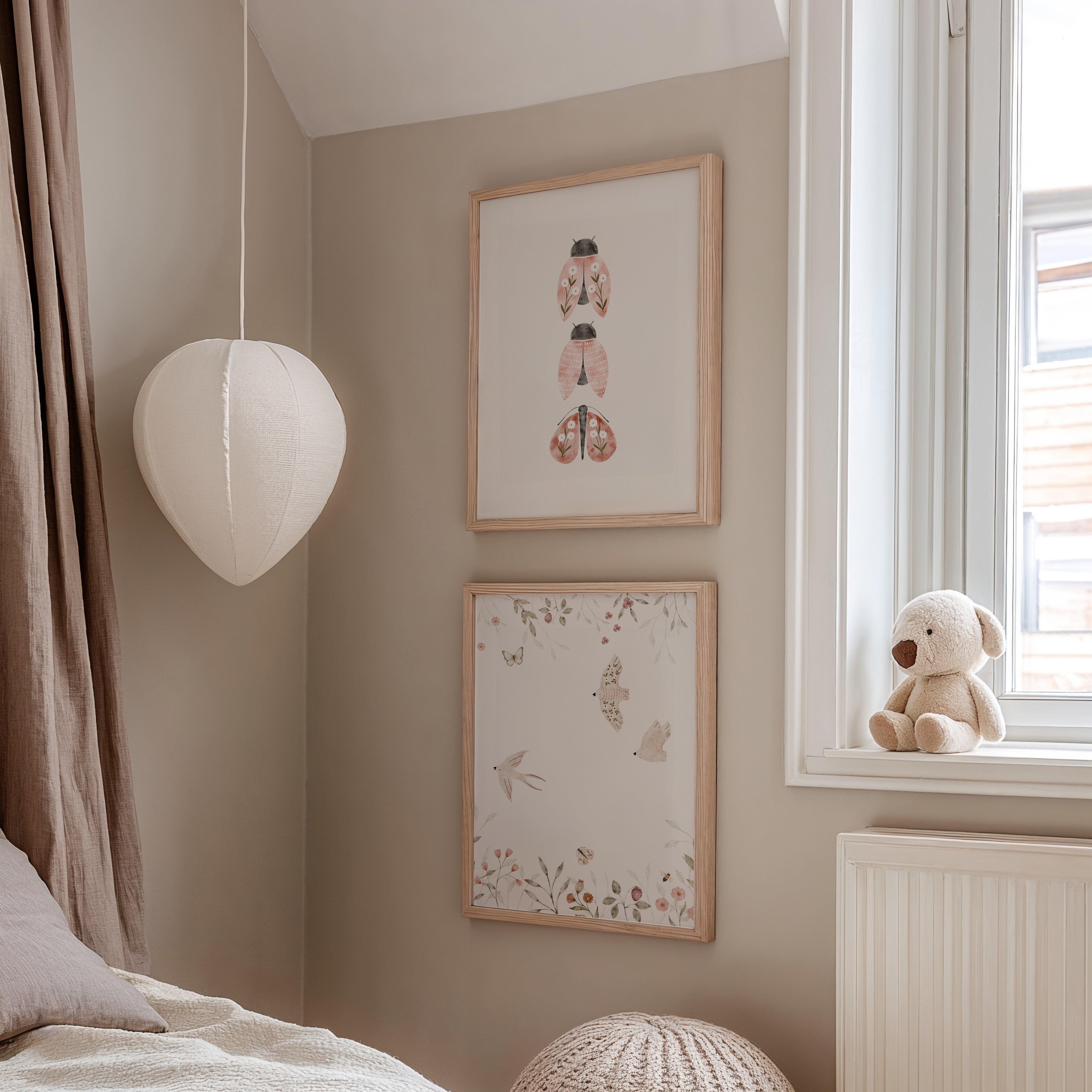 Kinderkamer poster - Drie Roze Botanische Insecten | Spring Garden