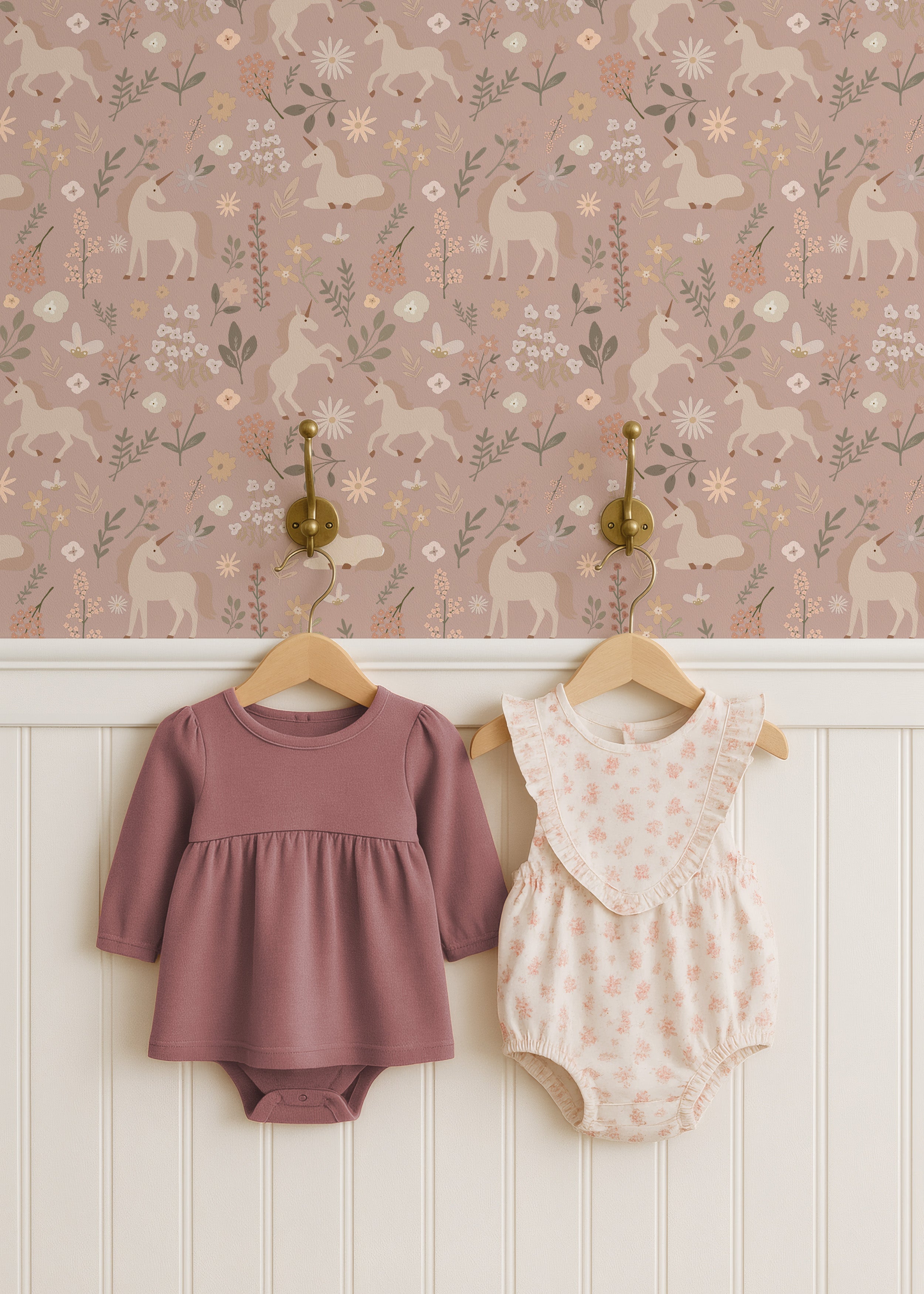 Behang Unicorns - old rose