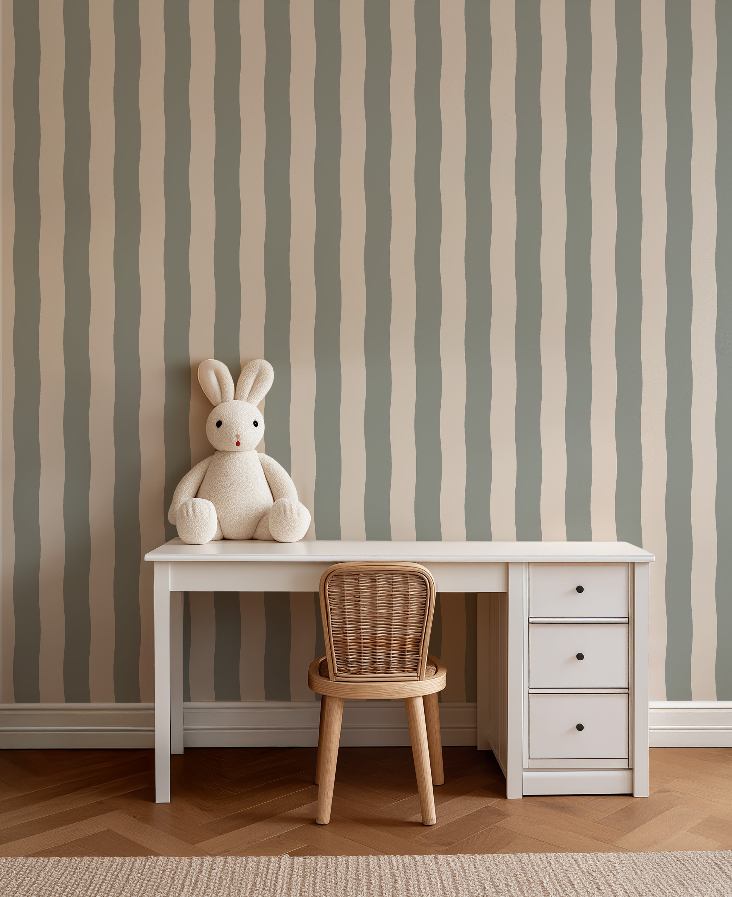 Wallpaper Wavy Stripes – vintage green