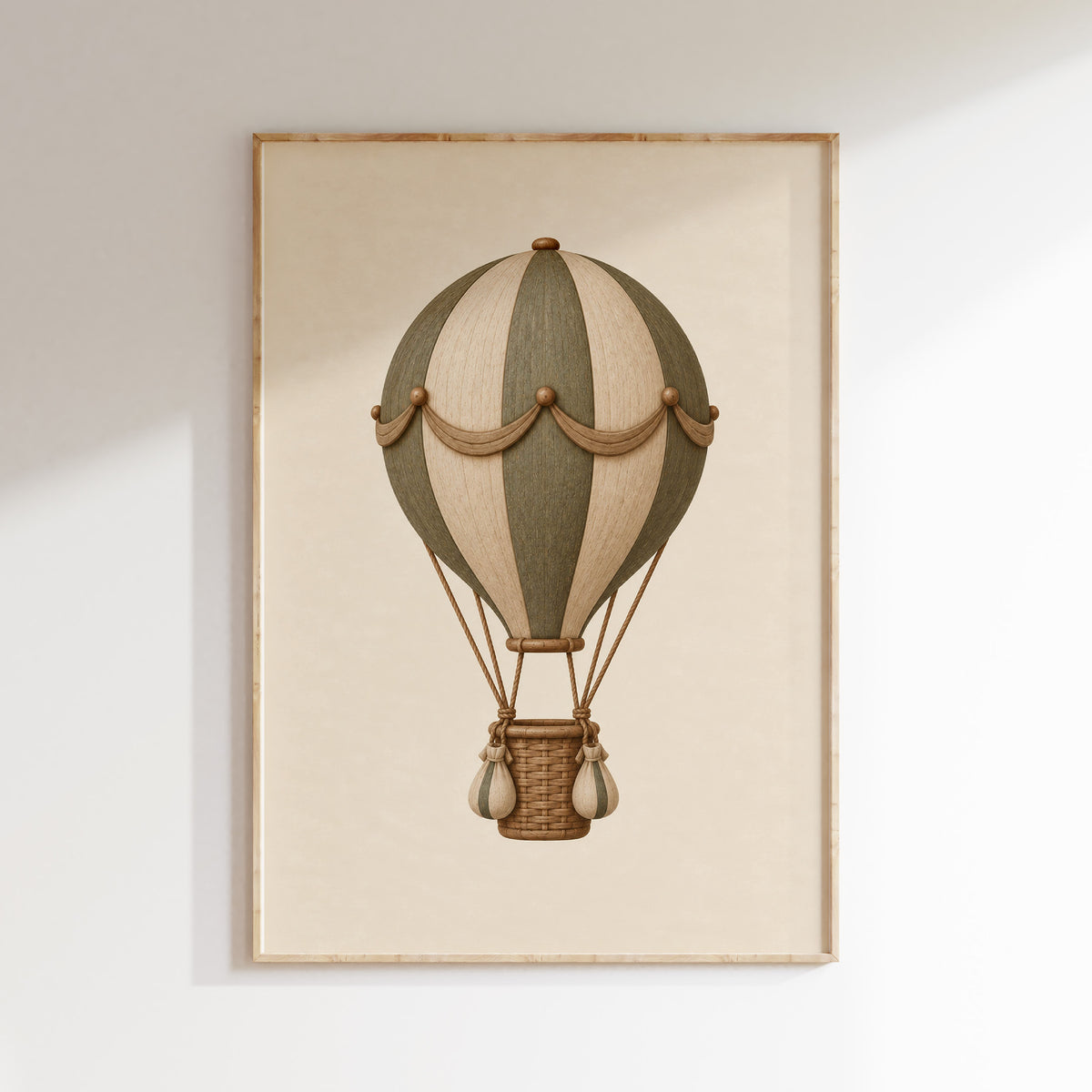 Vintage groene luchtballon poster in een lichte lijst