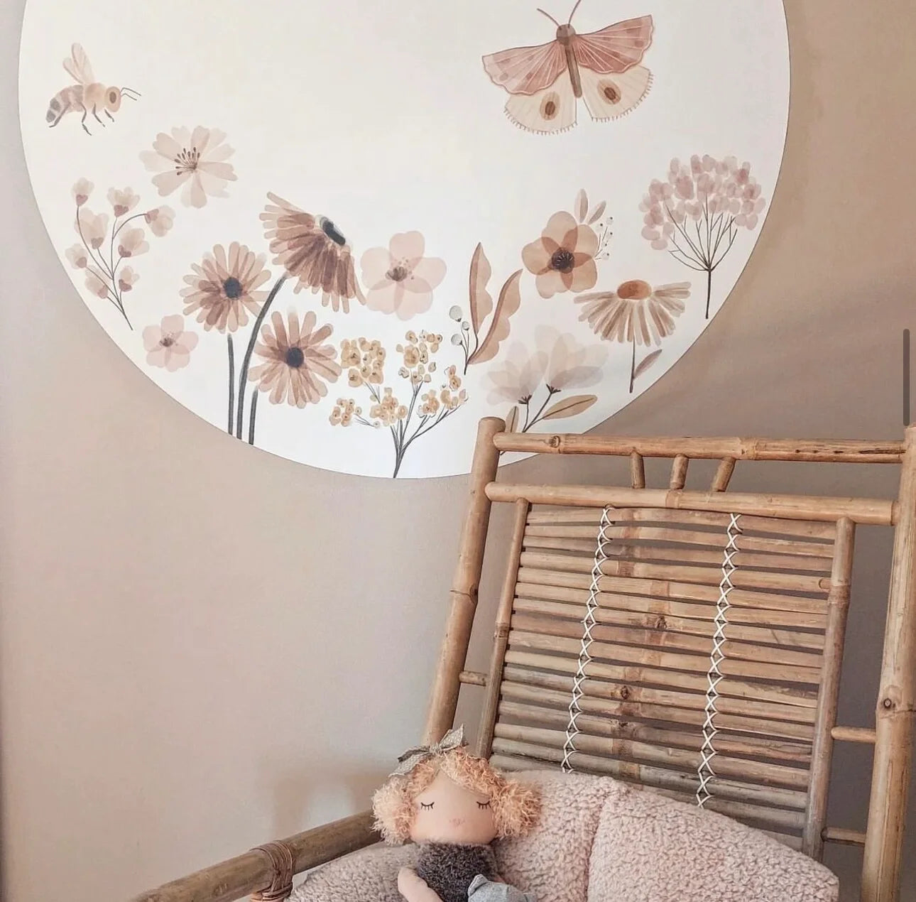 Wallpaper Circle - Vintage Garden