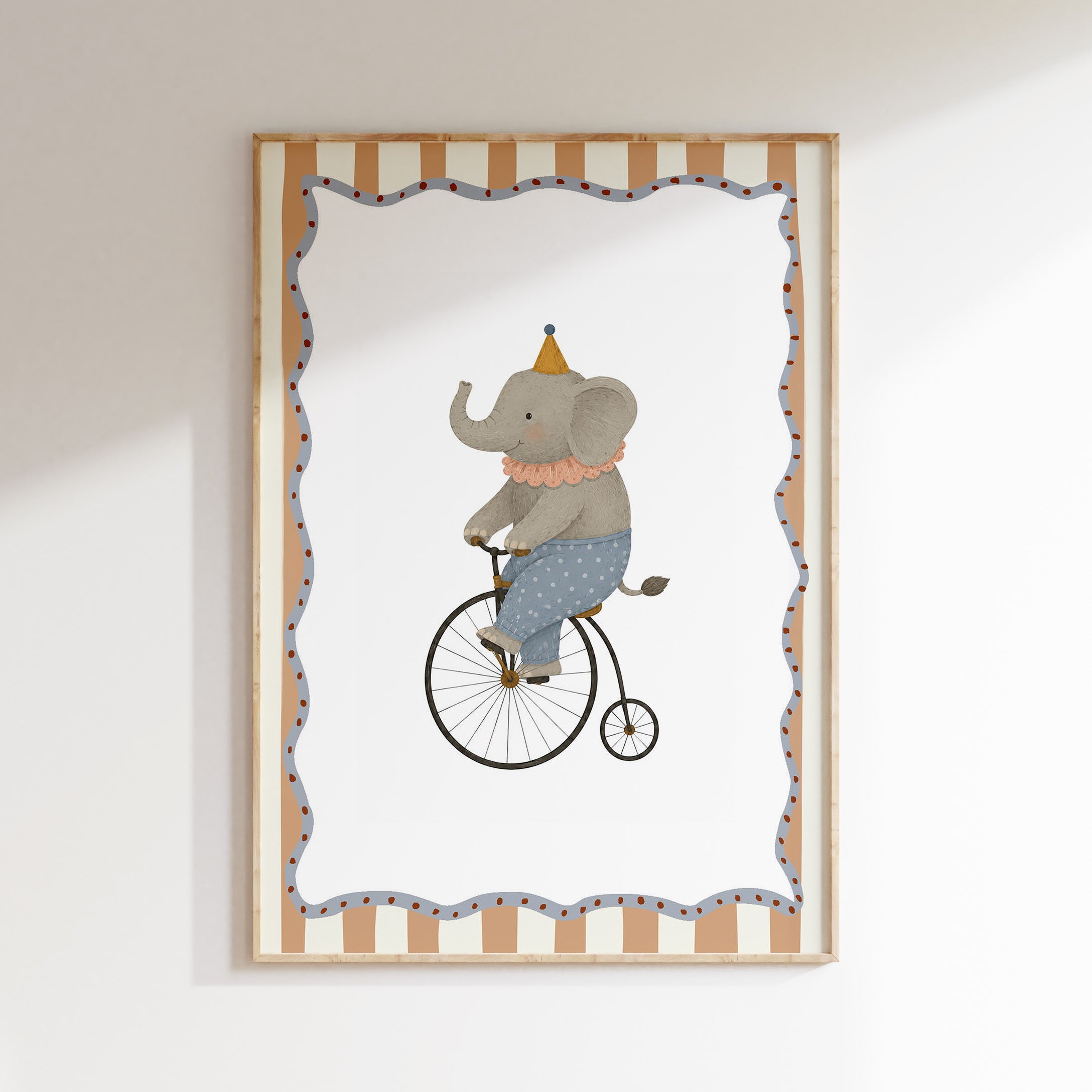 Kinderkamer poster - Circusbeer op eenwieler
