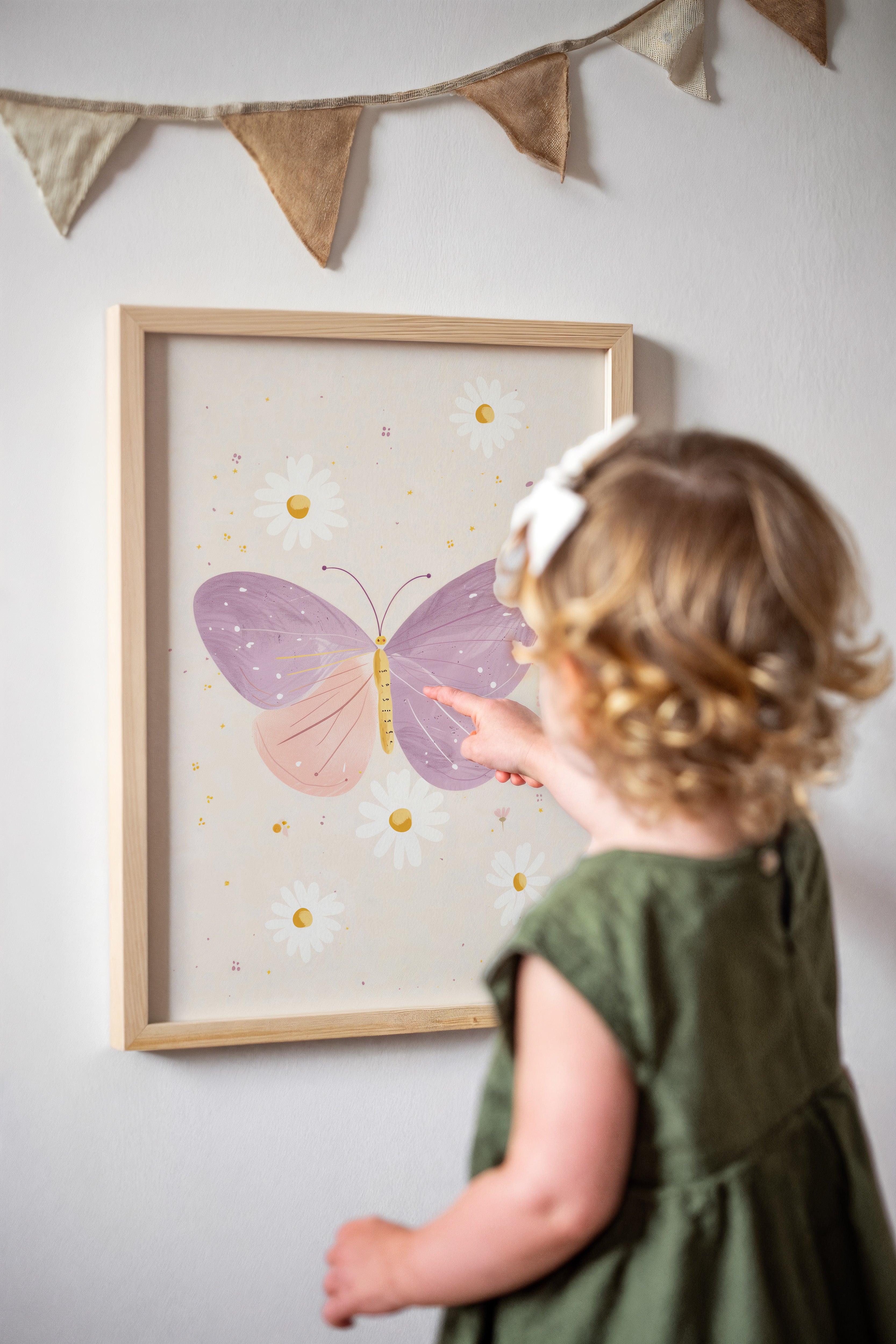 Kinderkamer print - Vlinder en madeliefjes