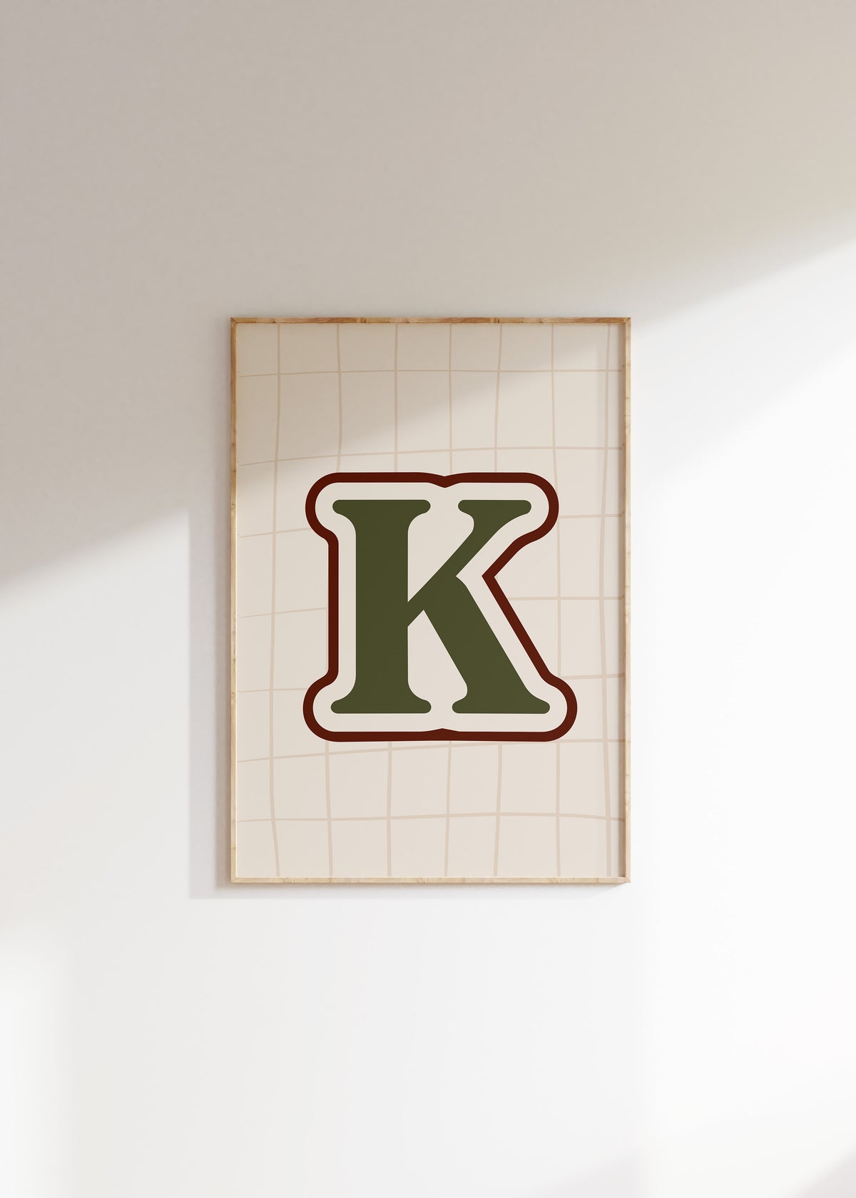 Letterposter Sport in olive met persoonlijke beginletter