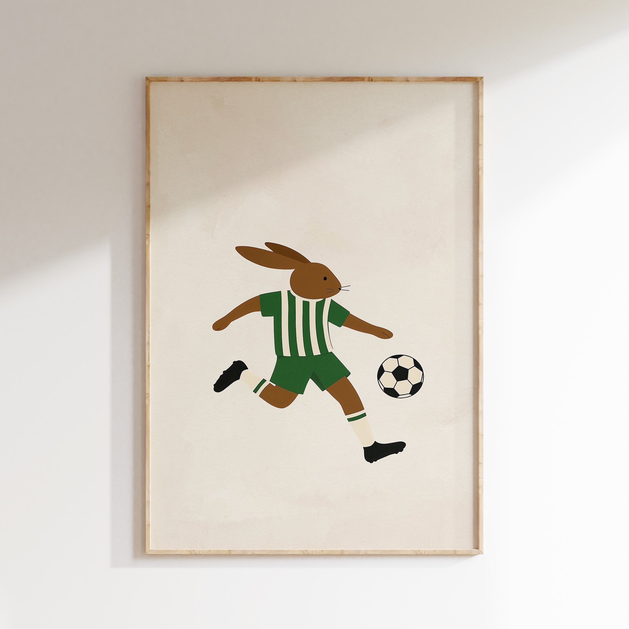 Kinderkamer poster - Voetballende Haas | Sport