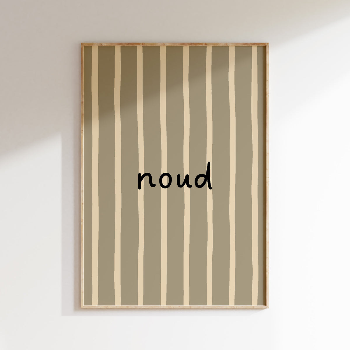 Verticale gepersonaliseerde Flow Stripes naamposter in olijfgroen